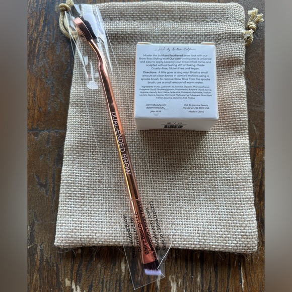 Jazmine Beauty Brow Boss Clear Styling Wax + pro brow brush - Picture 3 of 3